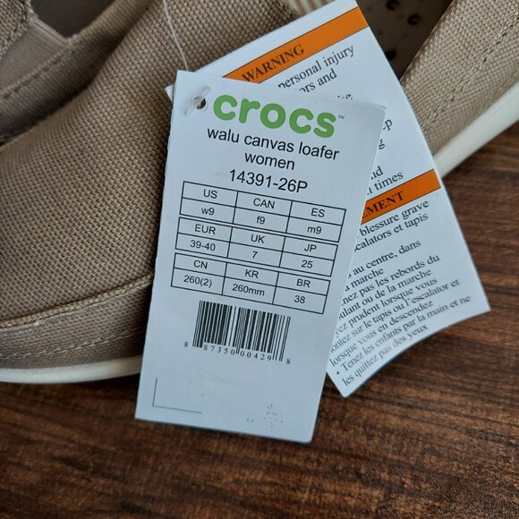 Crocs Walu Loafer in Tan, NWT - Picture 5 of 5